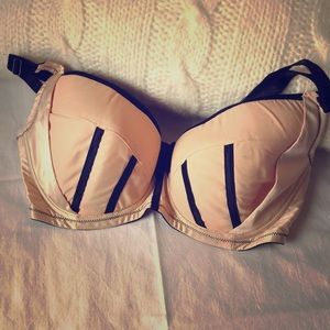 Parfait vintage pin up inspired demi bra.